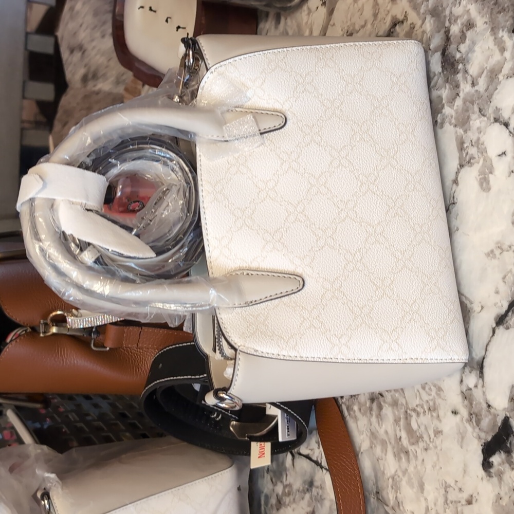 Nine West White and Black Satchel - Picture 3 of 9